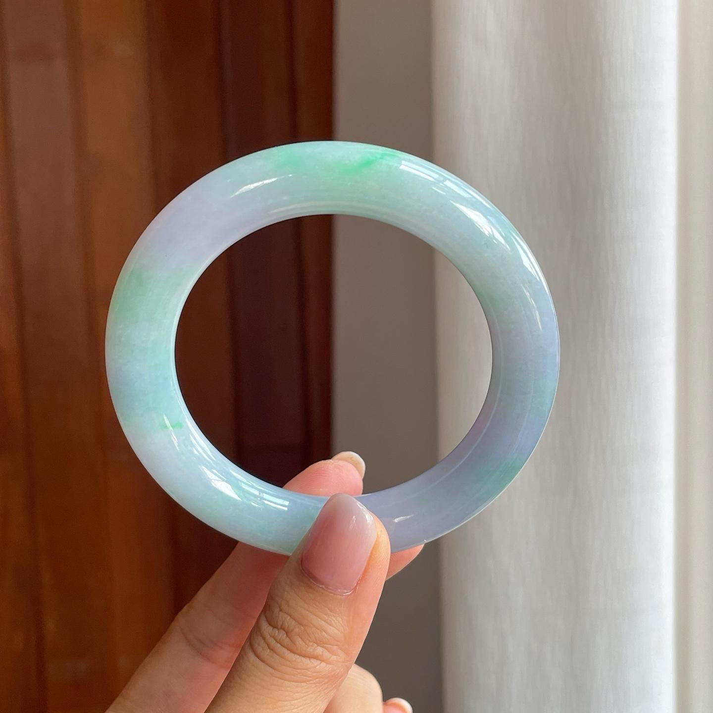 糯冰春彩翡翠圆条手镯（58.4mm)（yc380048）