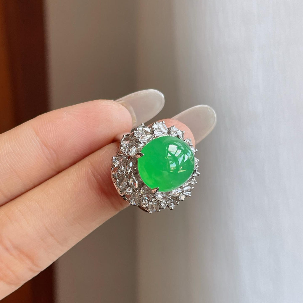 18k金钻镶糯冰果绿翡翠蛋面（yc265200）