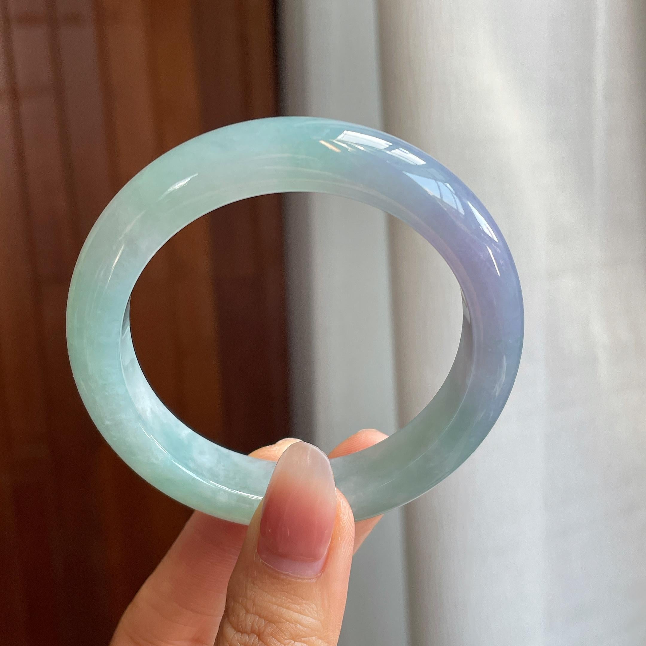 糯冰淡春底翡翠平安镯（54.4mm)（yc316085）