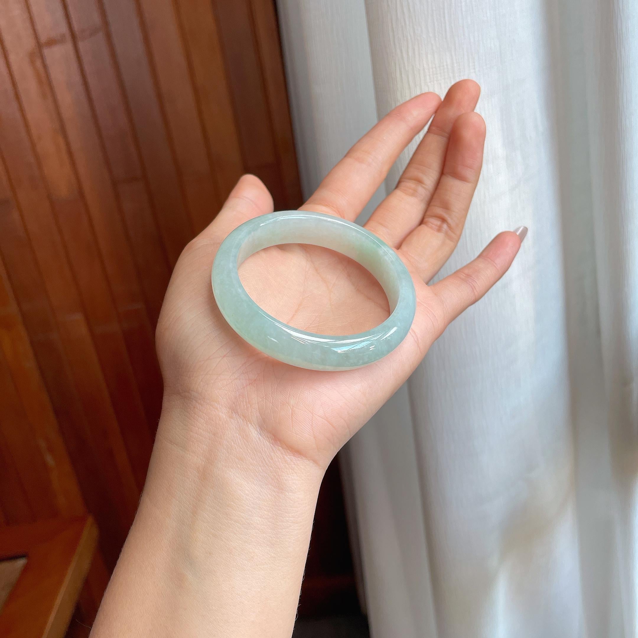 糯冰种晴底翡翠平安镯（53mm)（yc316582）