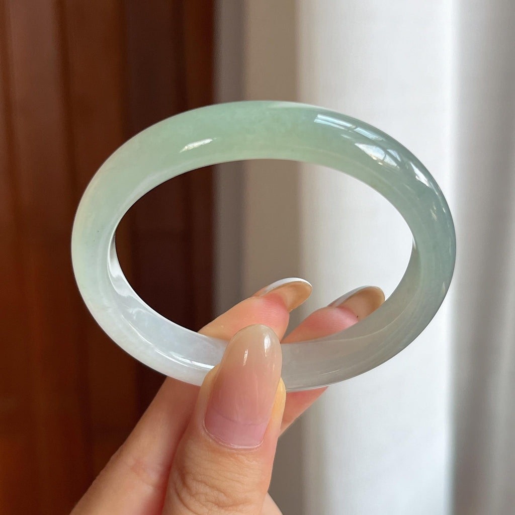 糯冰晴水翡翠贵妃镯 52圈（yc430356）
