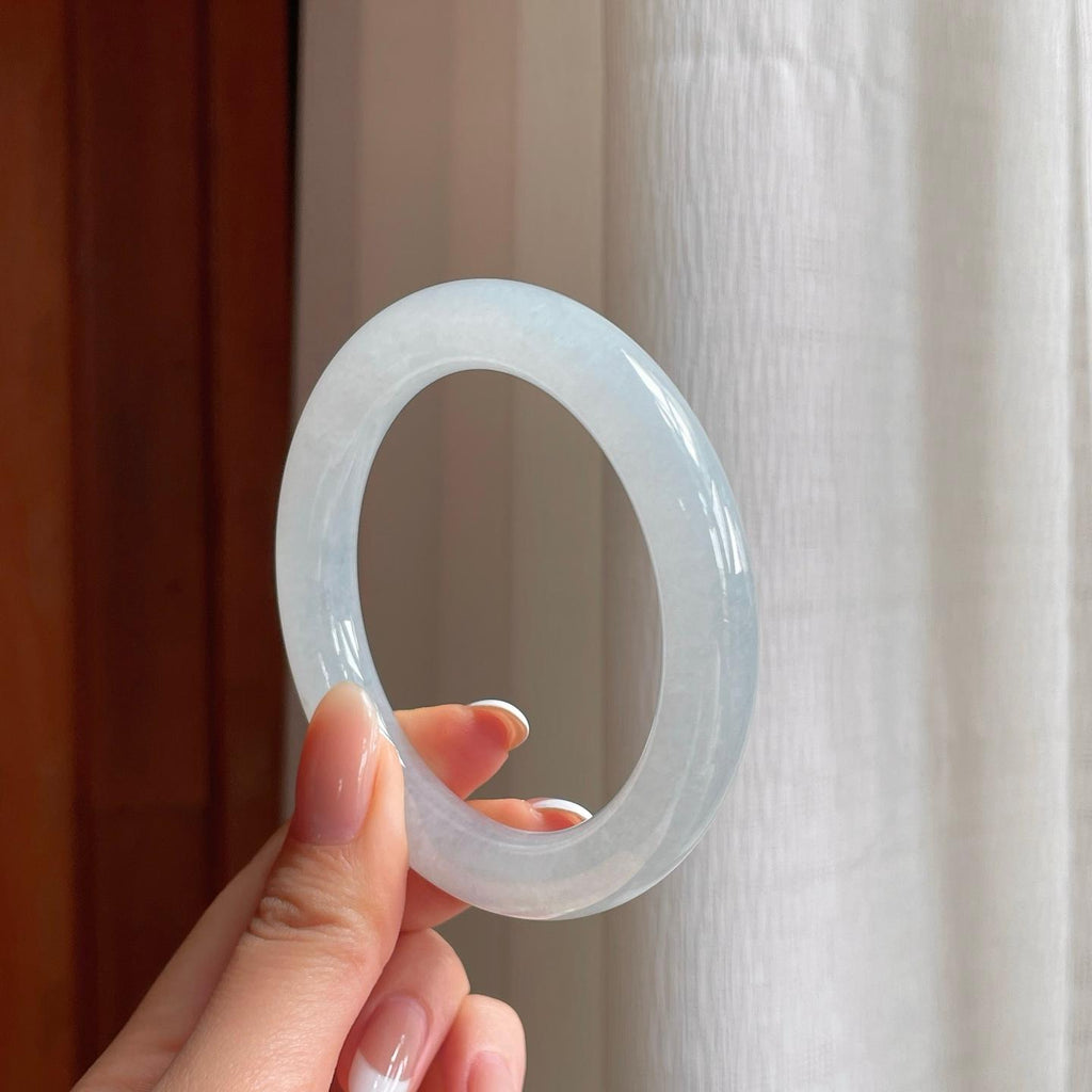 糯冰淡底色翡翠圆条手镯（55.7mm)（yc376718）