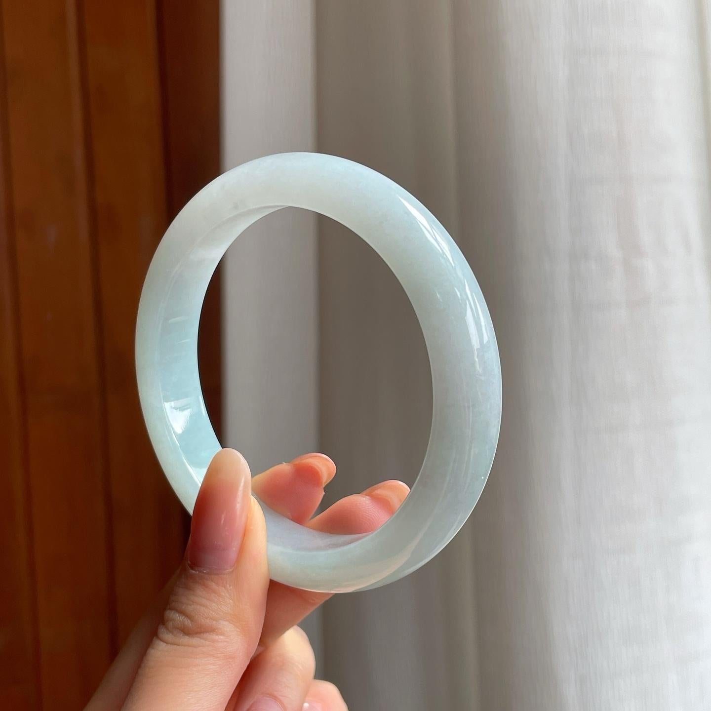 糯冰淡底色翡翠平安镯（60.4mm)（yc360239）