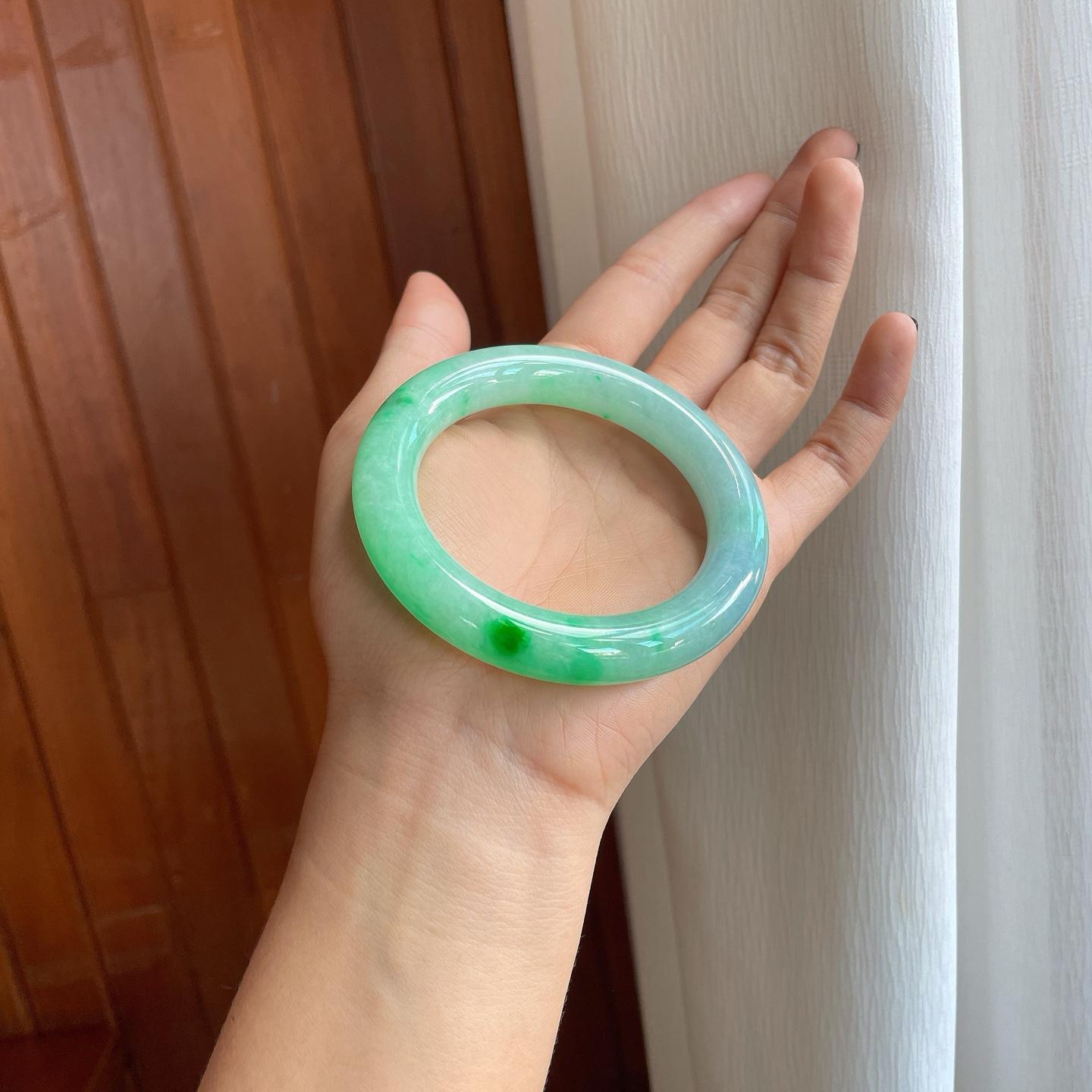 糯冰带色圆条翡翠手镯（56.5mm）（yc276506）