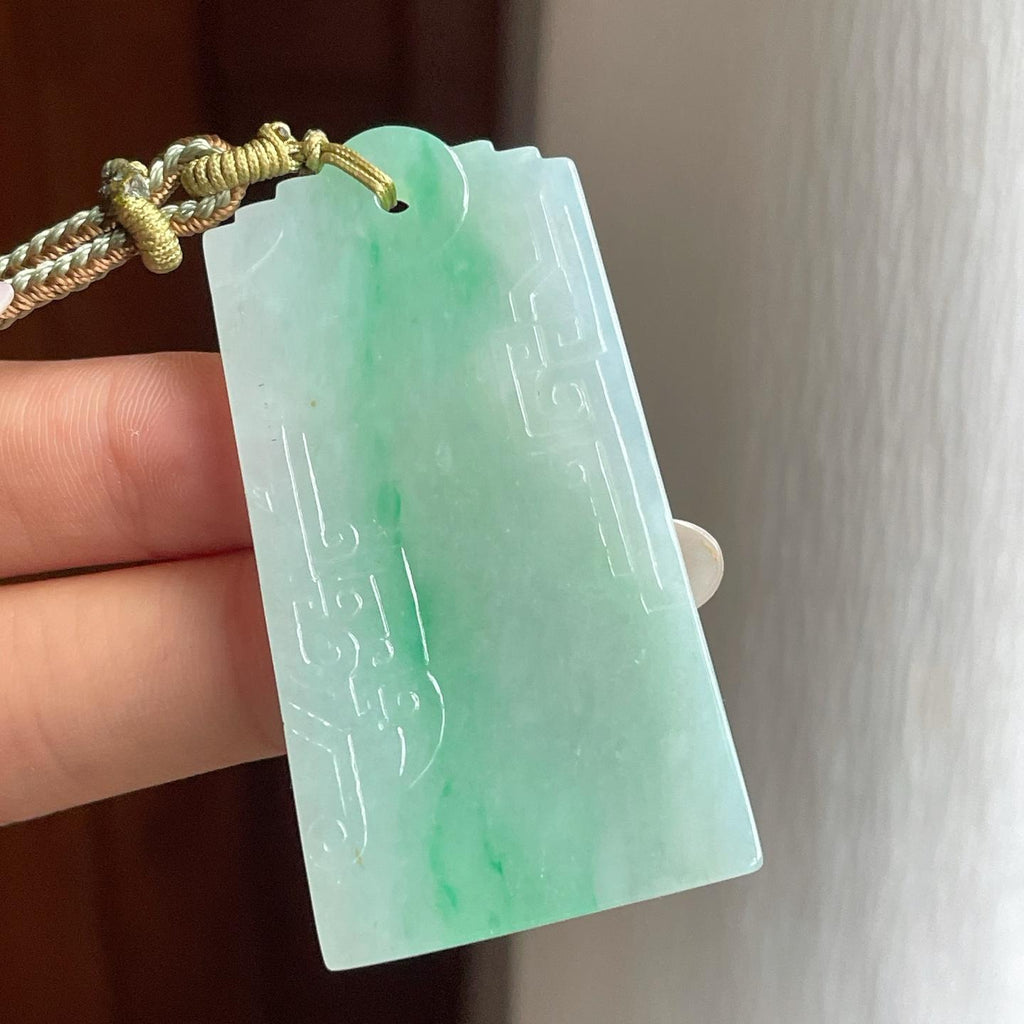 糯冰飘绿花翡翠仿古无事牌（yc260374）