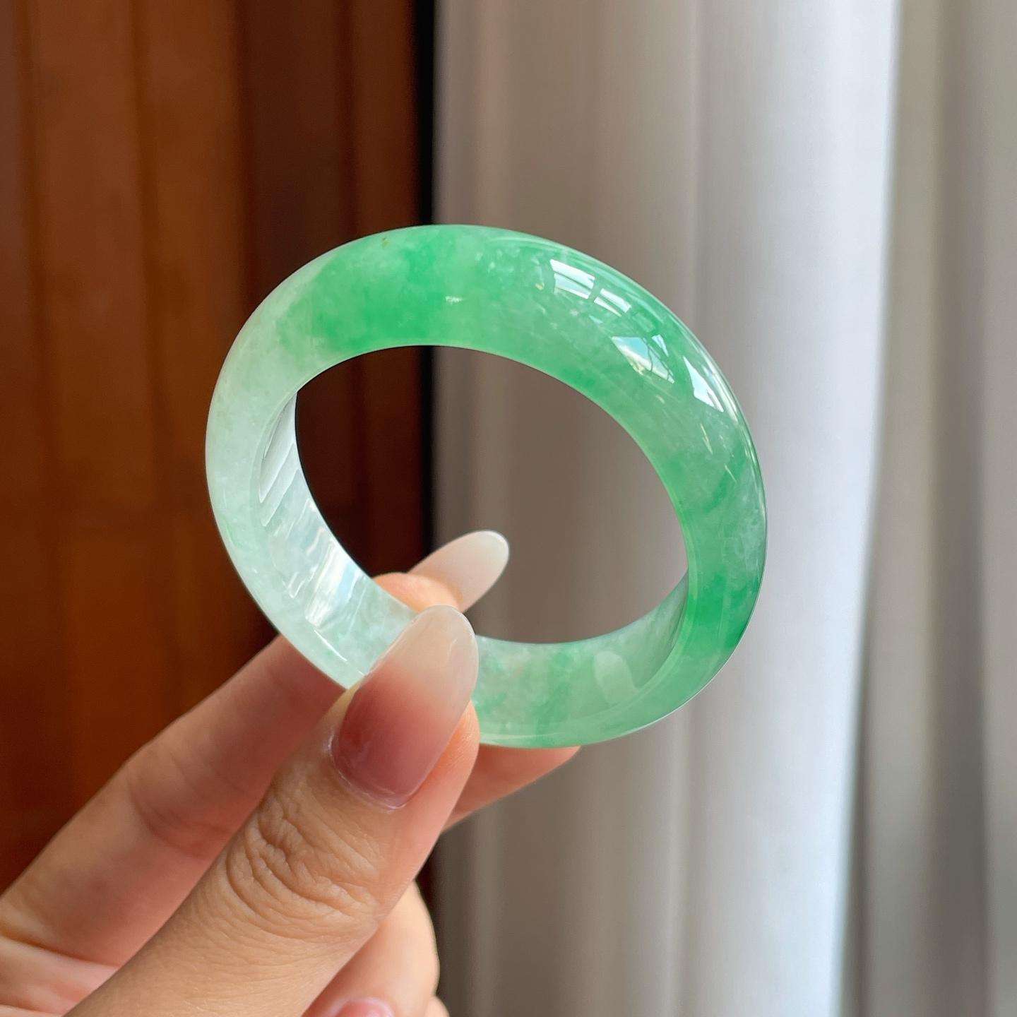 冰种带色贵妃手镯（53.2mm）（yc269022）