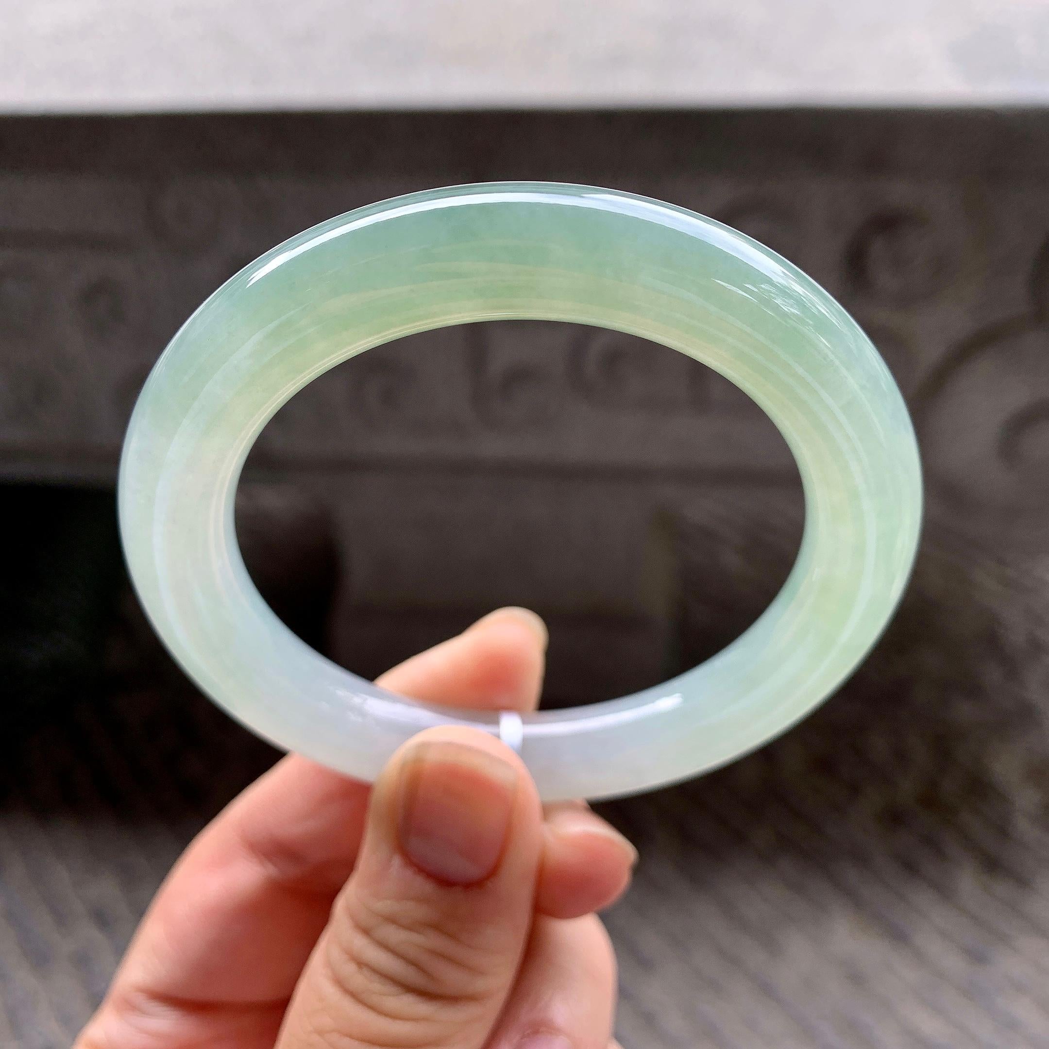 糯冰种淡晴水圆条手镯（54mm）（yc266513）