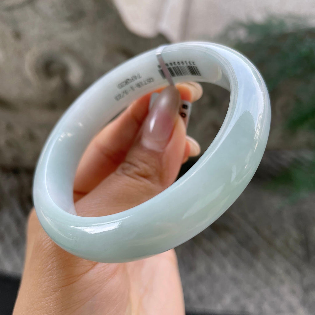 细糯种带底色正圈平安镯57.2圈    天然缅甸A货翡翠（yc351372）