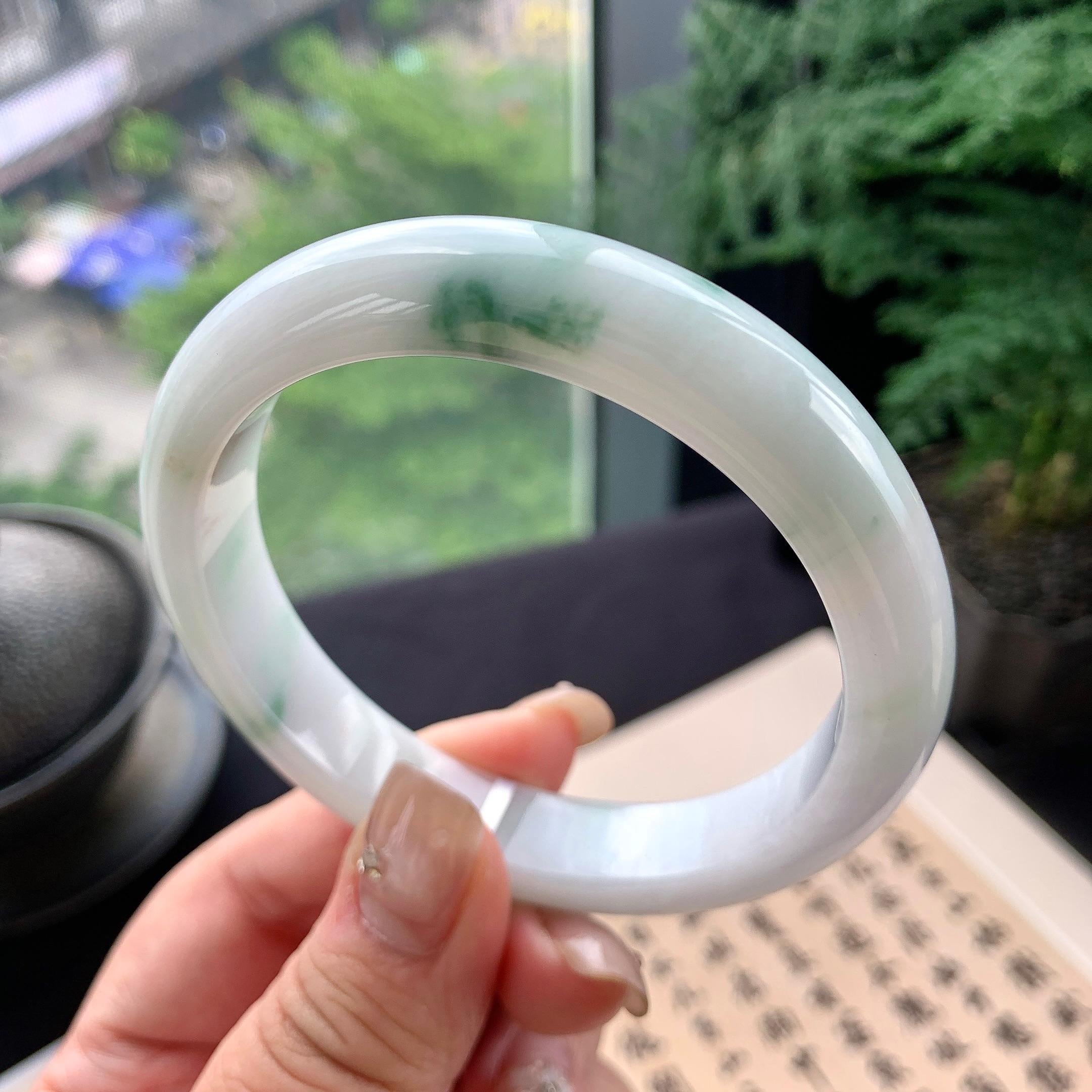 大圈口 细糯种飘绿花正圈平安镯 59圈口 天然缅甸A货翡翠（yc477609）