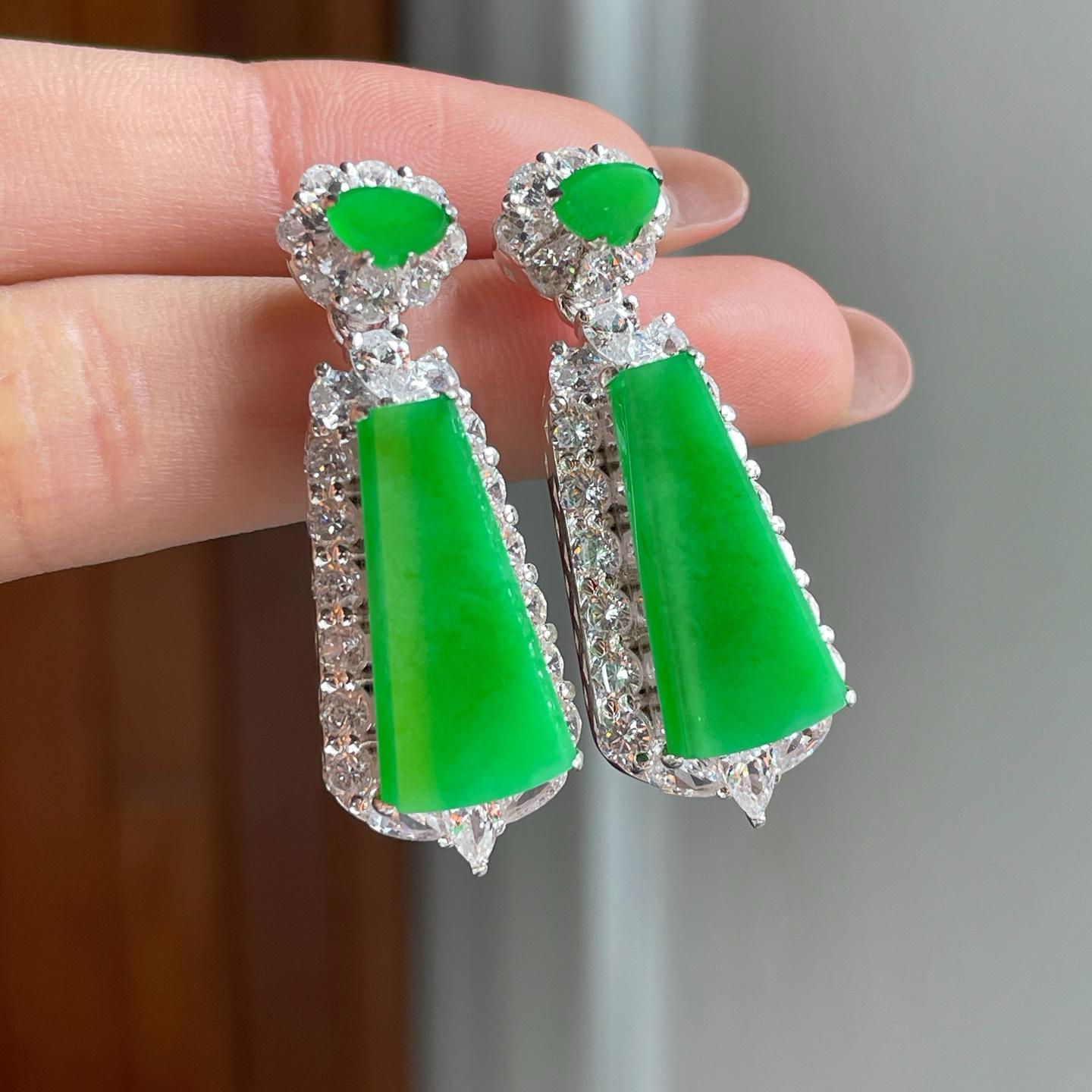 铜托糯冰满绿翡翠无事牌（yc348921）