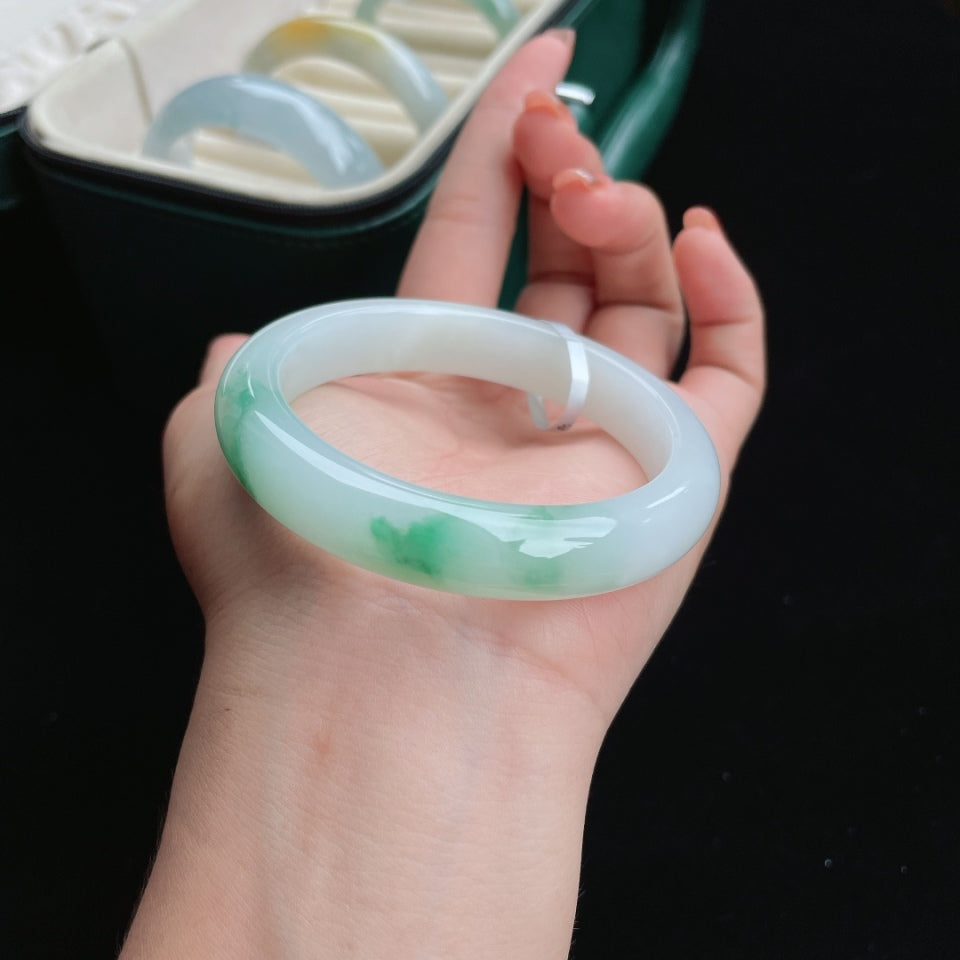 细糯冰飘花正圈翡翠手镯（55.8mm）（yc017034）