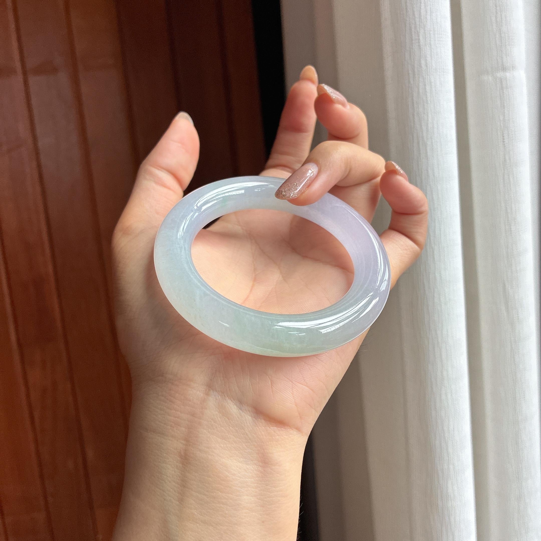 Vòng tay ngọc phỉ thúy tròn trơn băng chủng xuân hồng nhạt 53 vòng, Ngọc phỉ thúy tự nhiên loại A Myanmar (yc451527)