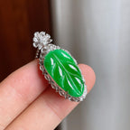 18k金镶糯冰满绿翡翠叶子（yc250567）