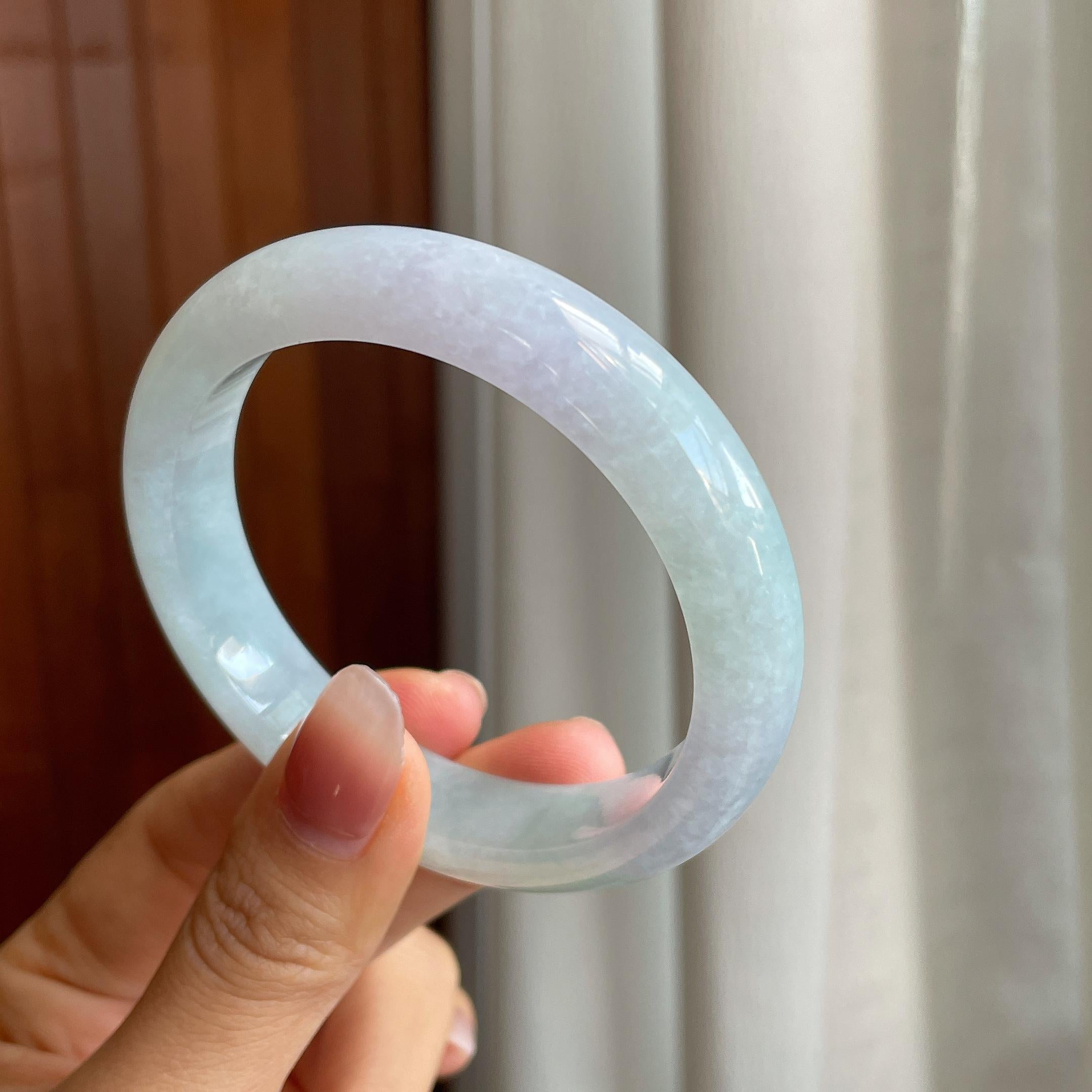 糯冰种带色翡翠平安镯（57.8mm）（yc316592）