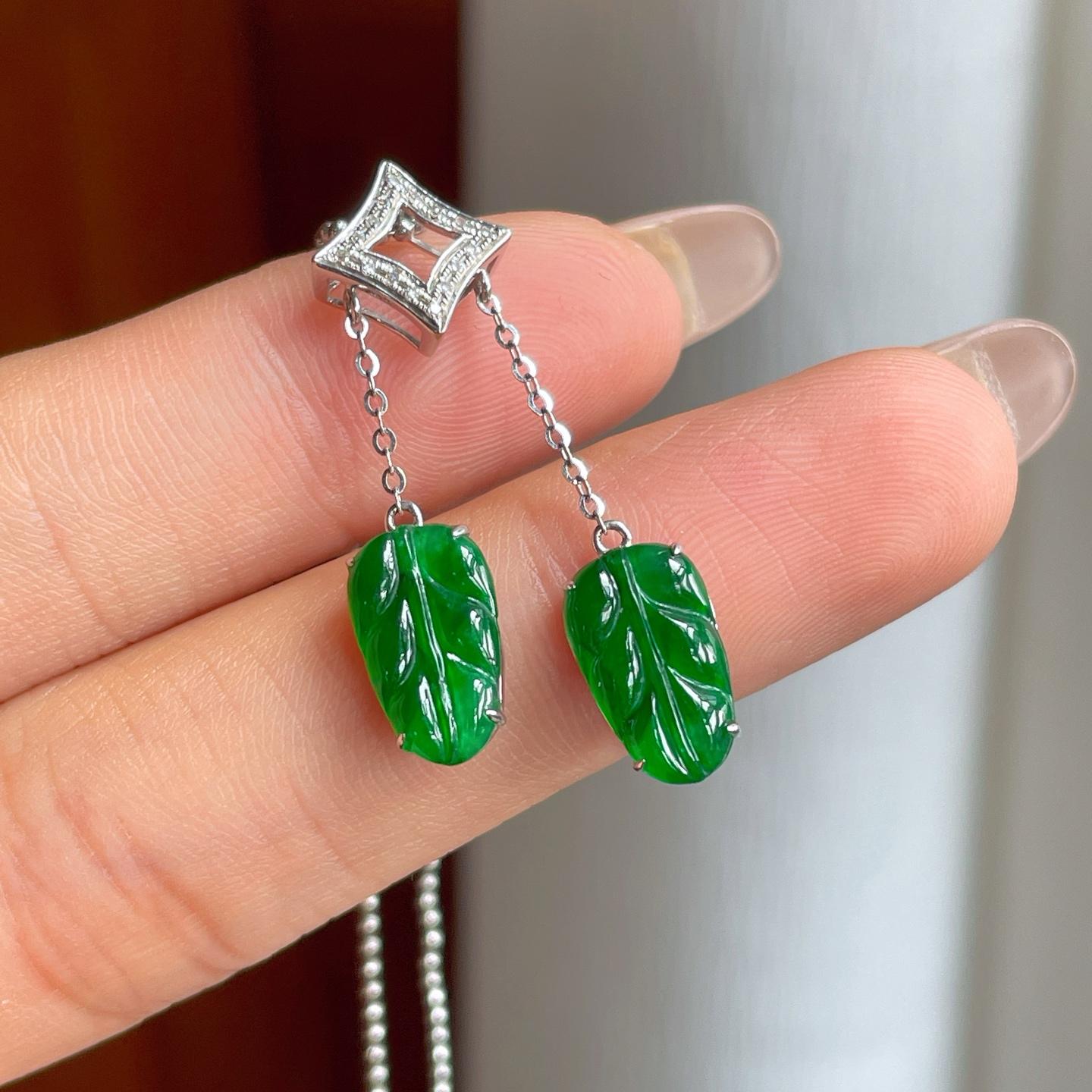 18k金镶糯冰满绿翡翠叶子（yc244916）