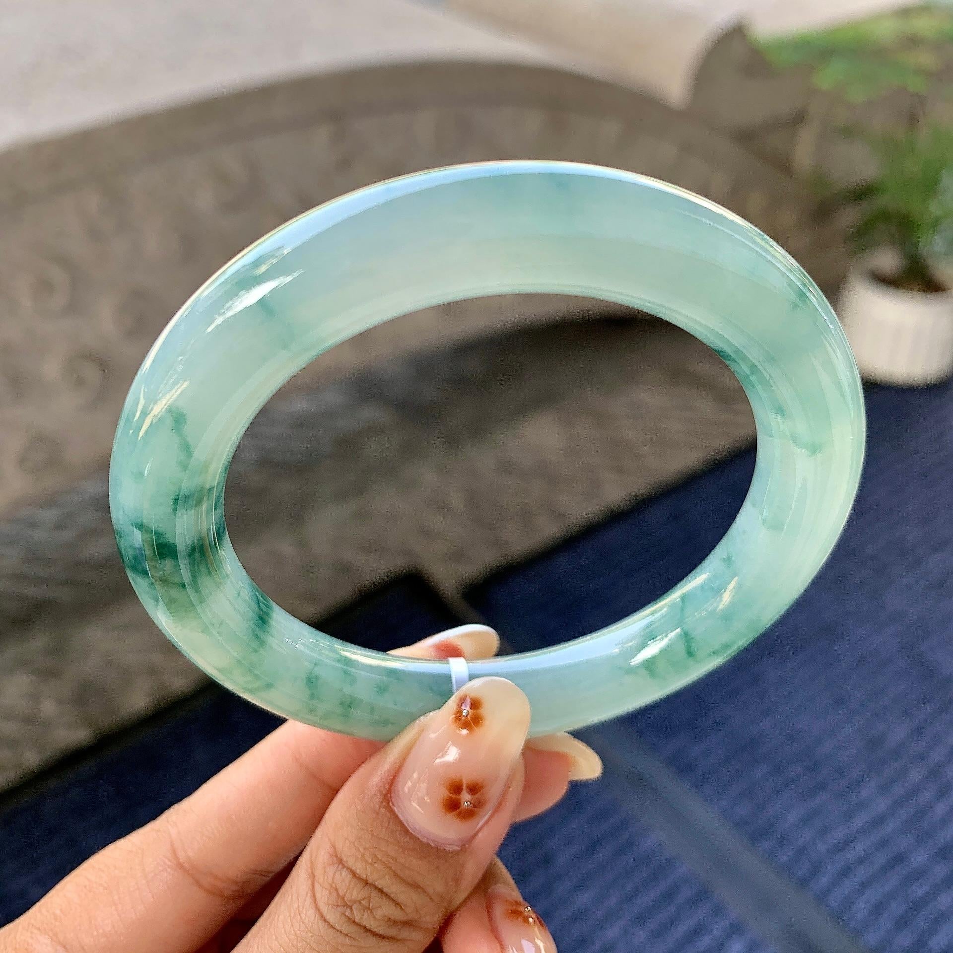 糯冰种飘花圆条手镯（57.7mm）（yc248141）