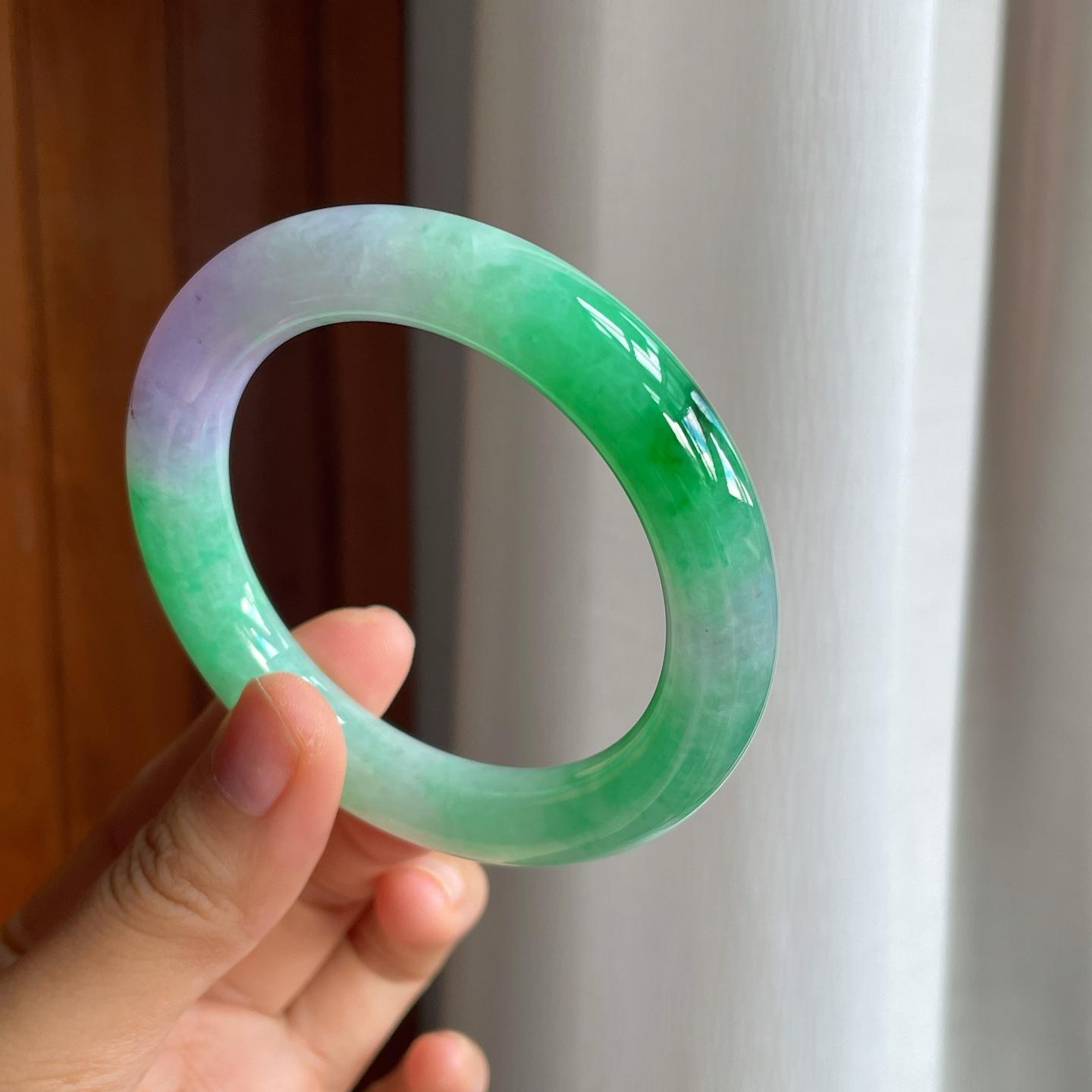 糯冰春彩翡翠圆条手镯（55mm）（yc225098）