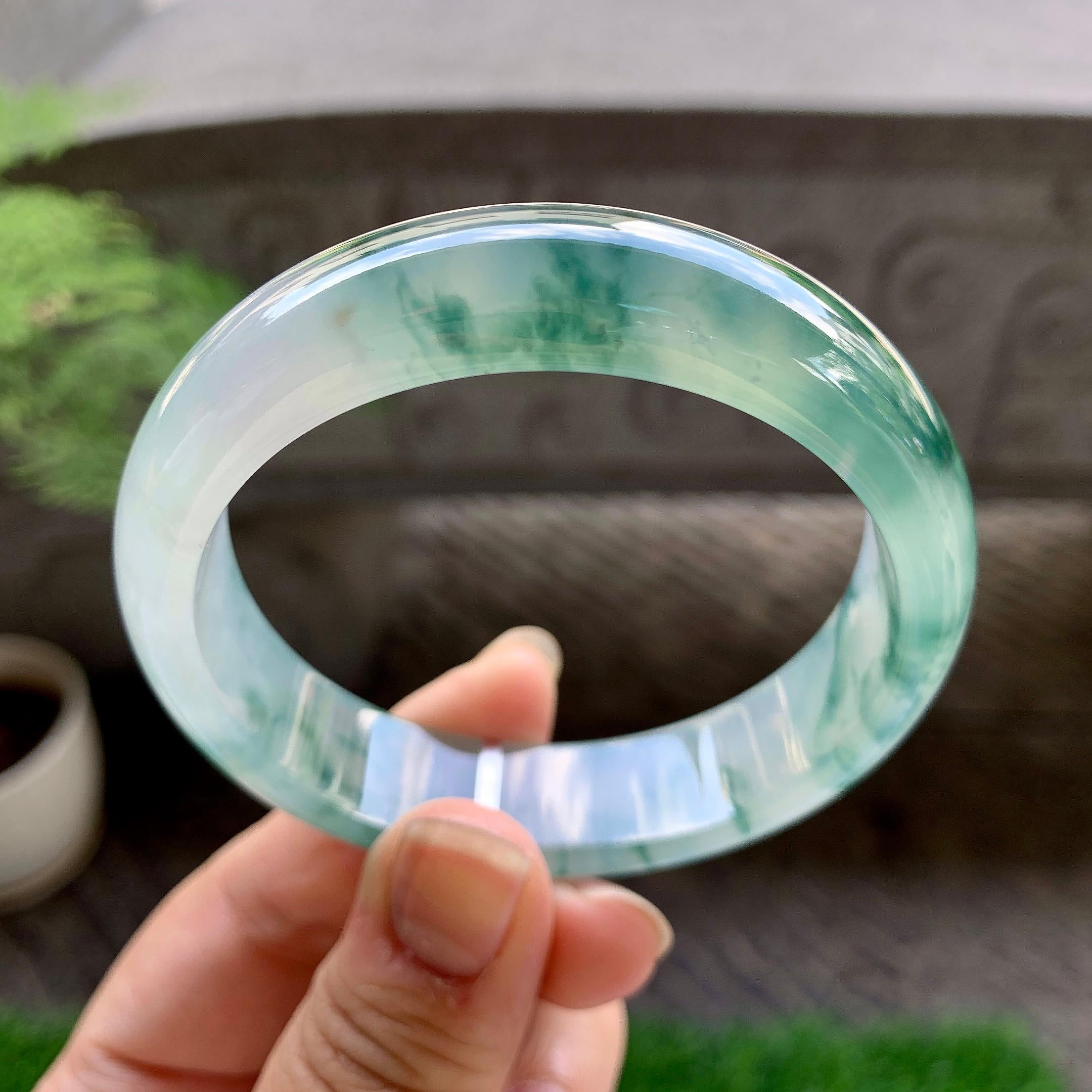 糯冰种飘花宽版轮胎手镯（56.8mm）（yc223276）