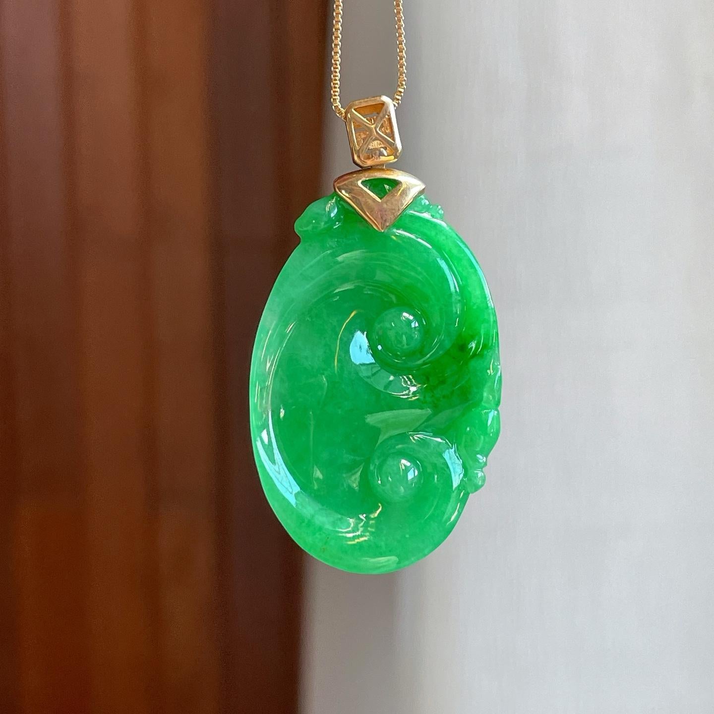 18k 金扣头糯冰种满绿翡翠如意（yc323098）