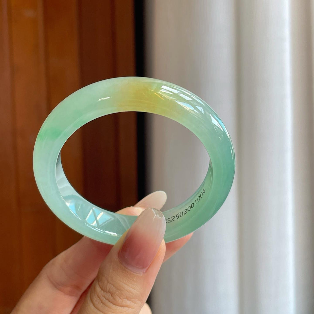 冰种晴绿底飘黄翡翠平安镯（51mm）（yc264133）