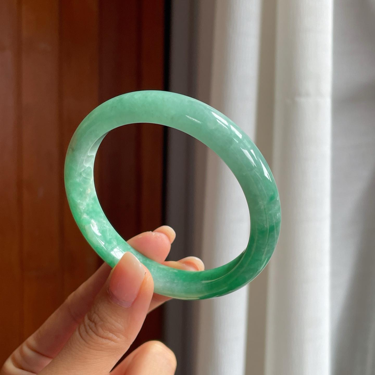 糯冰带色翡翠平安镯（59.3mm）（yc407614）