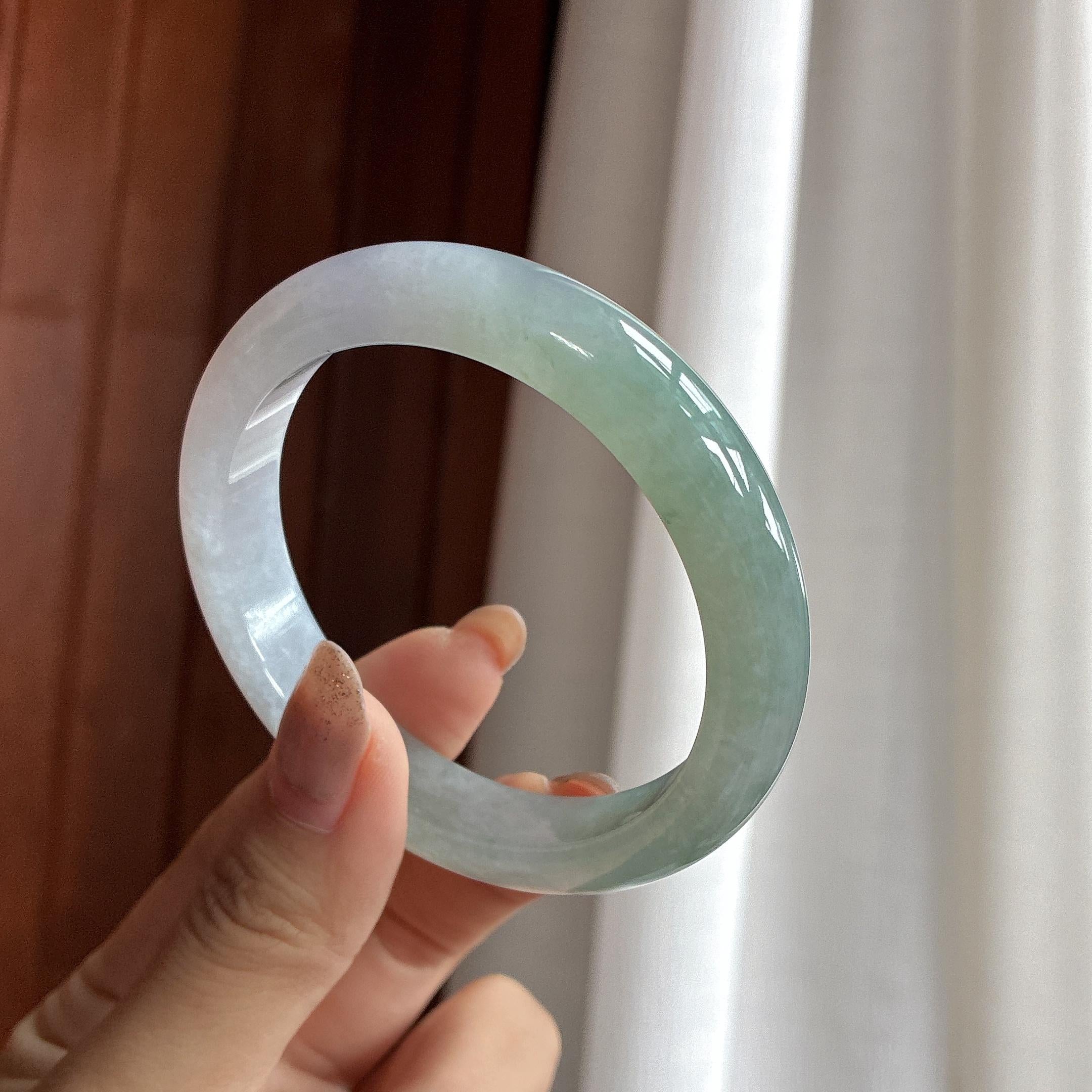 糯冰湖水绿带一抹紫 正圈平安镯 57圈 天然缅甸A货翡翠（yc460745）