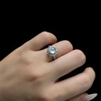 18k金钻镶冰种无色蛋面戒指（yc265734）