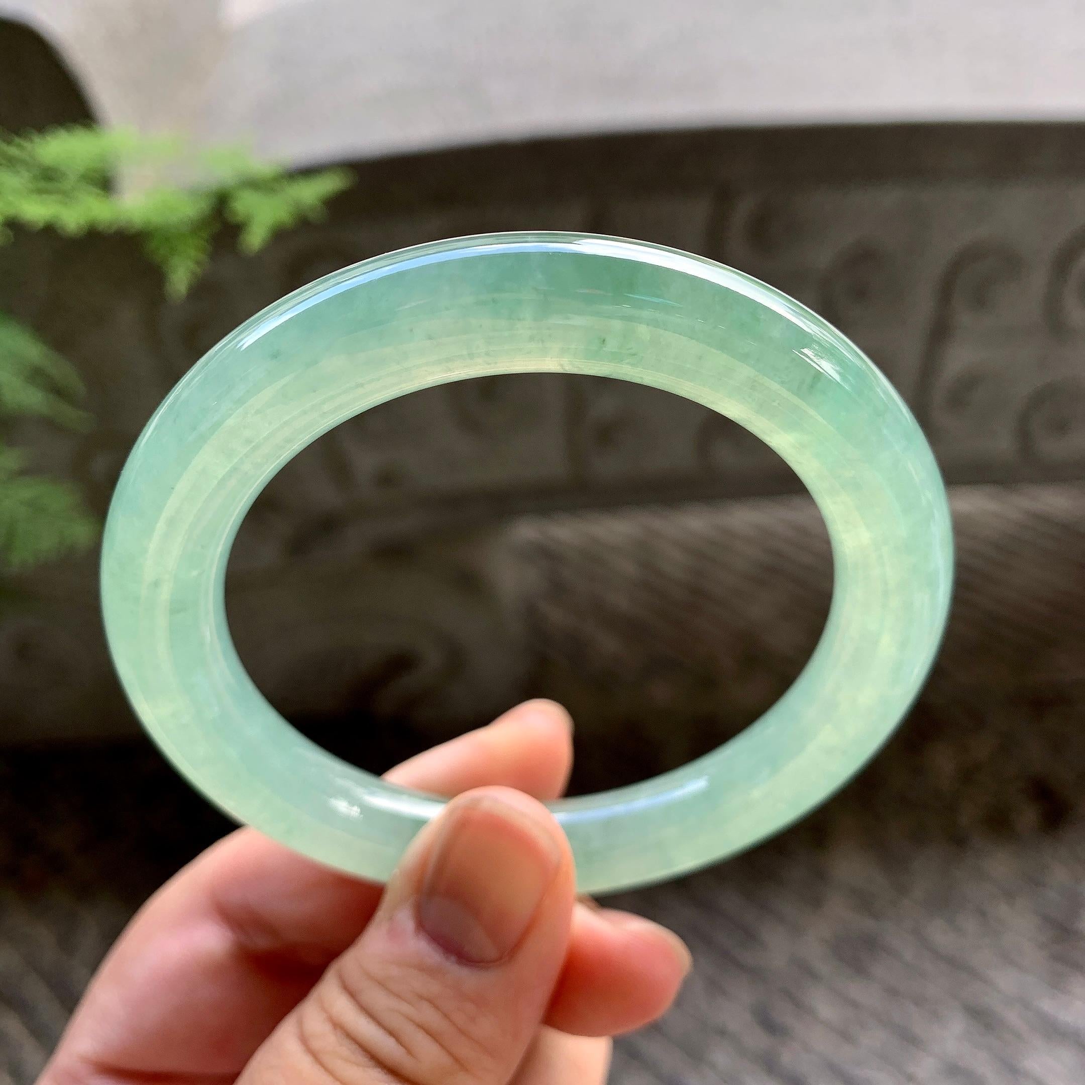 糯冰种晴水圆条手镯（55.7mm）（yc202370）
