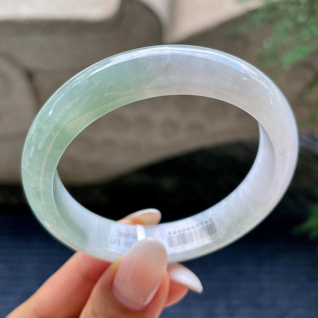 细糯种淡晴底正圈平安镯55.8圈      天然缅甸A货翡翠（yc416446）