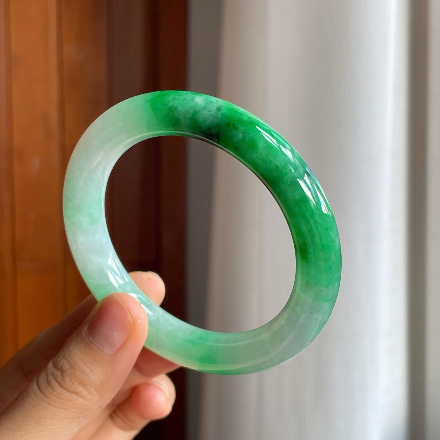 糯冰带色翡翠圆条手镯（56mm）（yc225114）