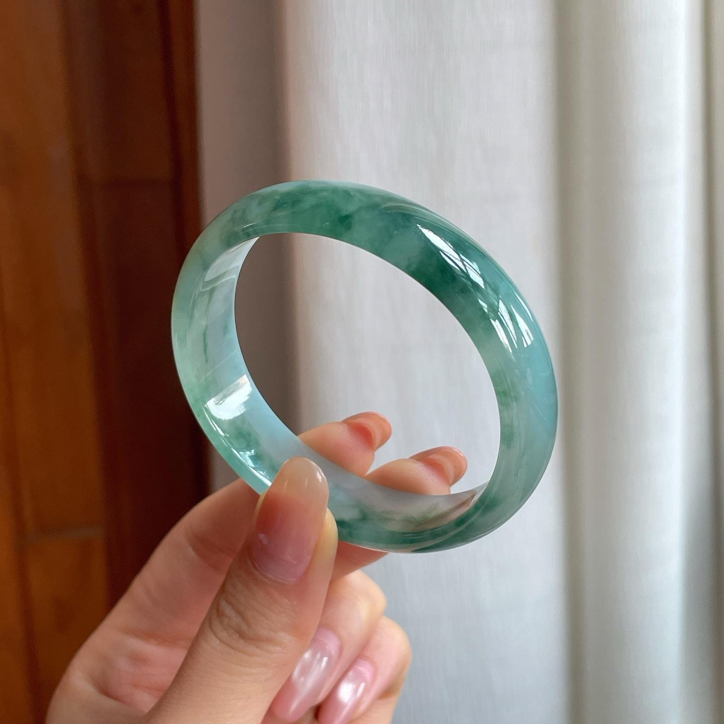 冰种飘花翡翠贵妃镯（55.3mm)（yc361600）