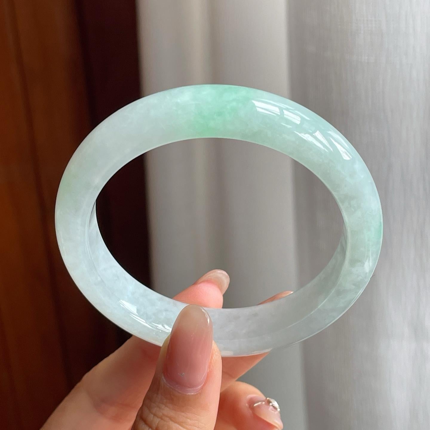 糯冰种带色翡翠平安镯（54mm）