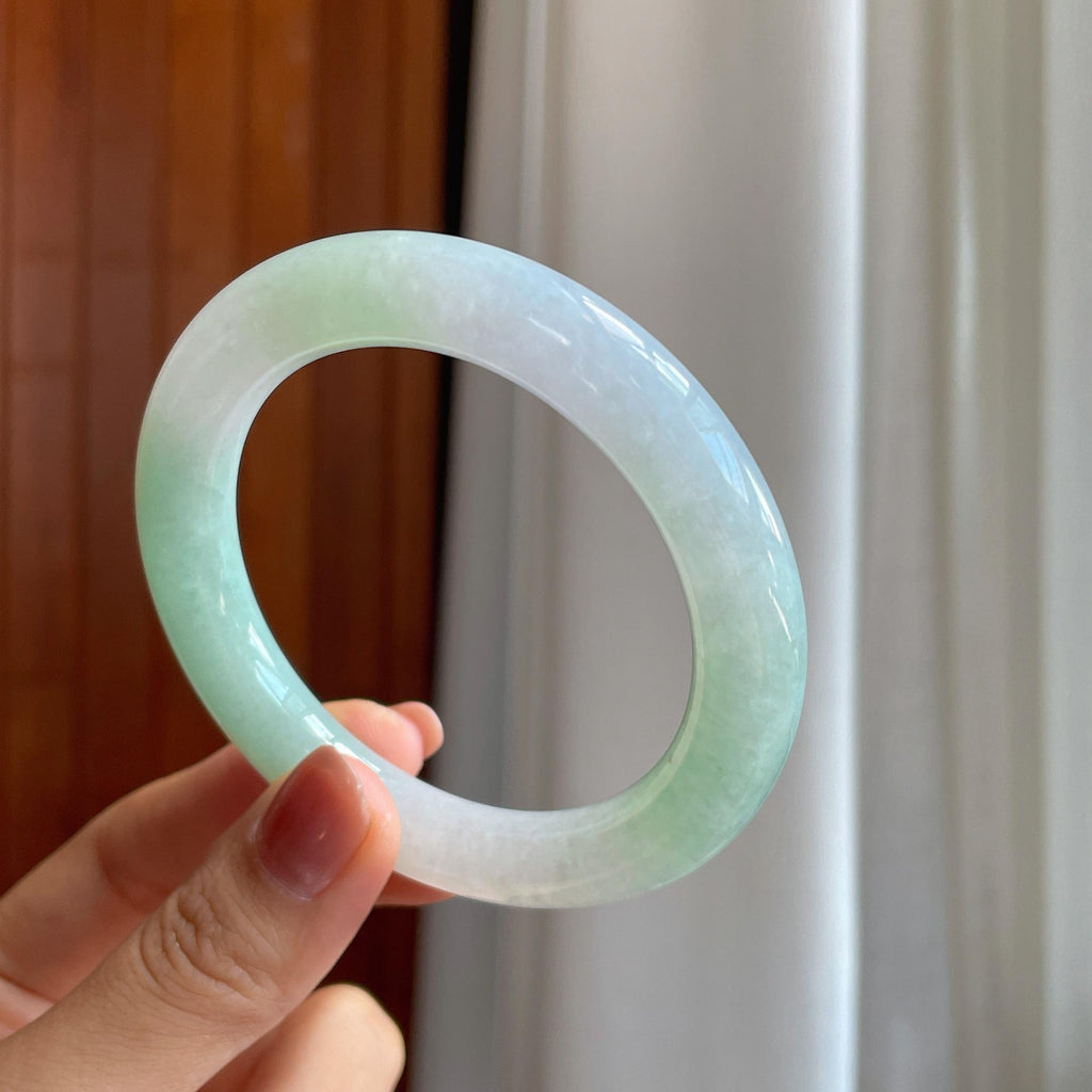 糯冰春带彩翡翠圆条手镯（56mm）（yc284947）