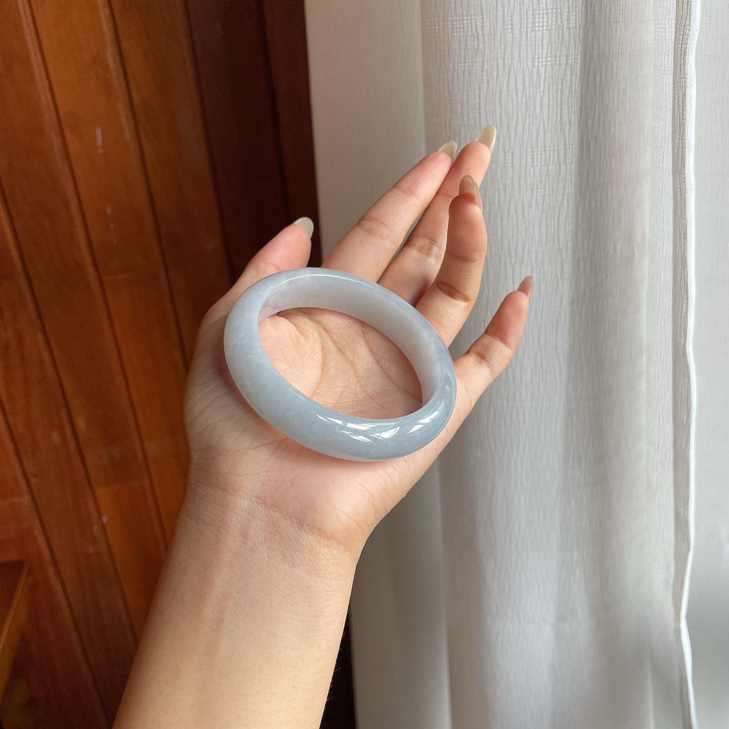 糯冰种带底色翡翠平安镯（55mm）（yc217403）