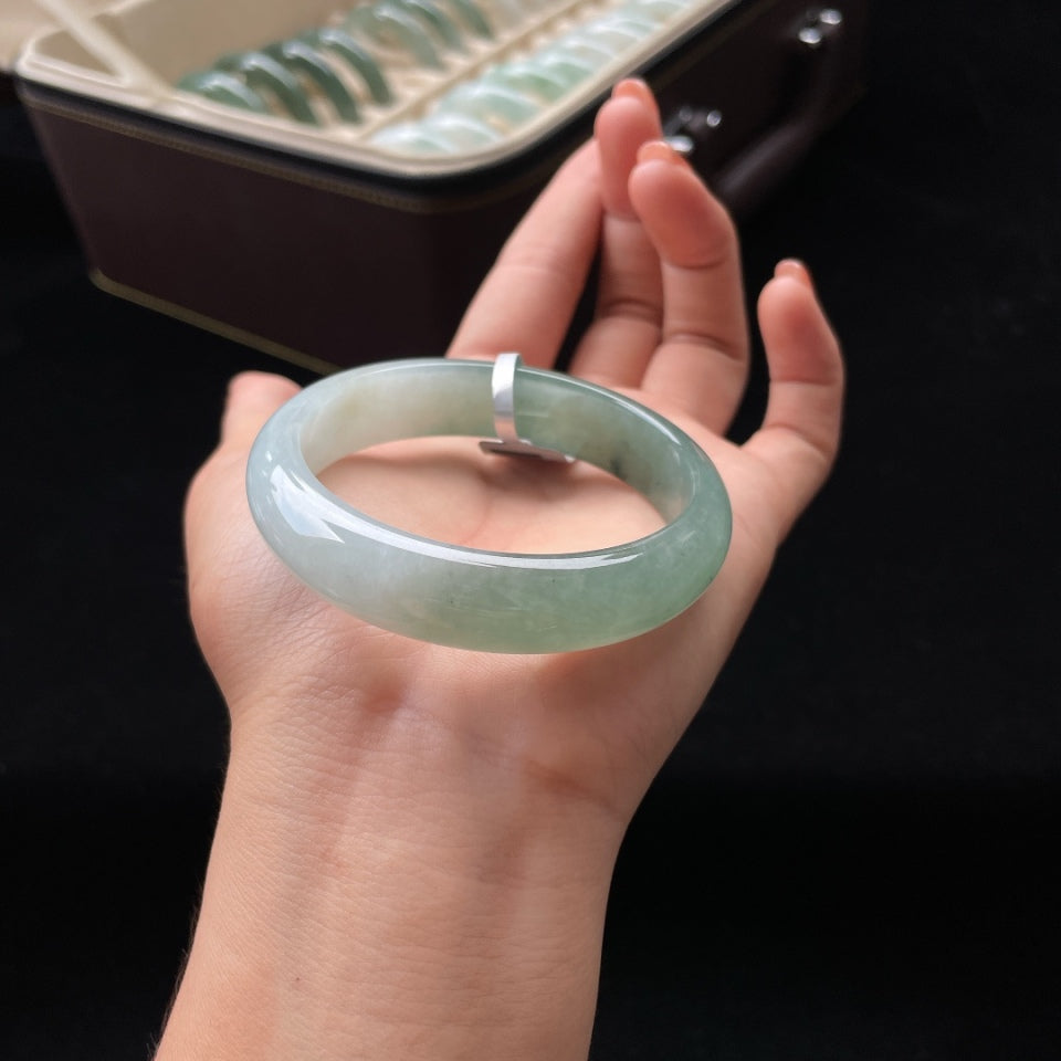 糯冰半山半水正圈翡翠手镯（55mm）（yc017408）