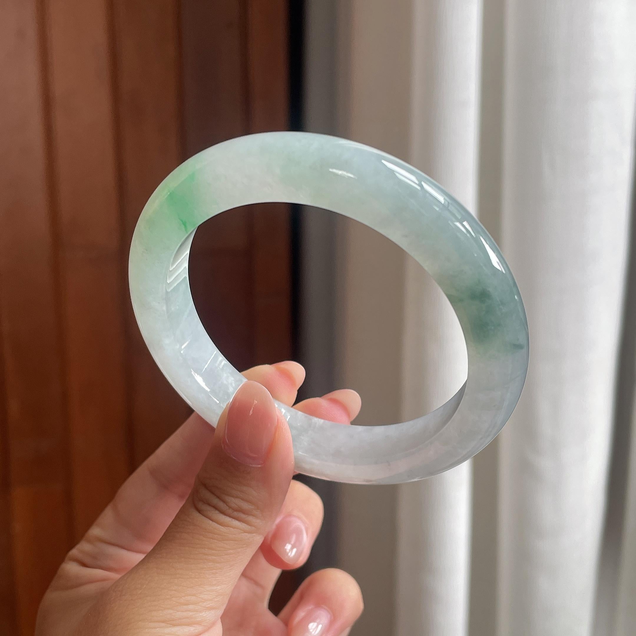 糯冰带色正圈平安镯 58圈 天然缅甸A货翡翠（yc508357）