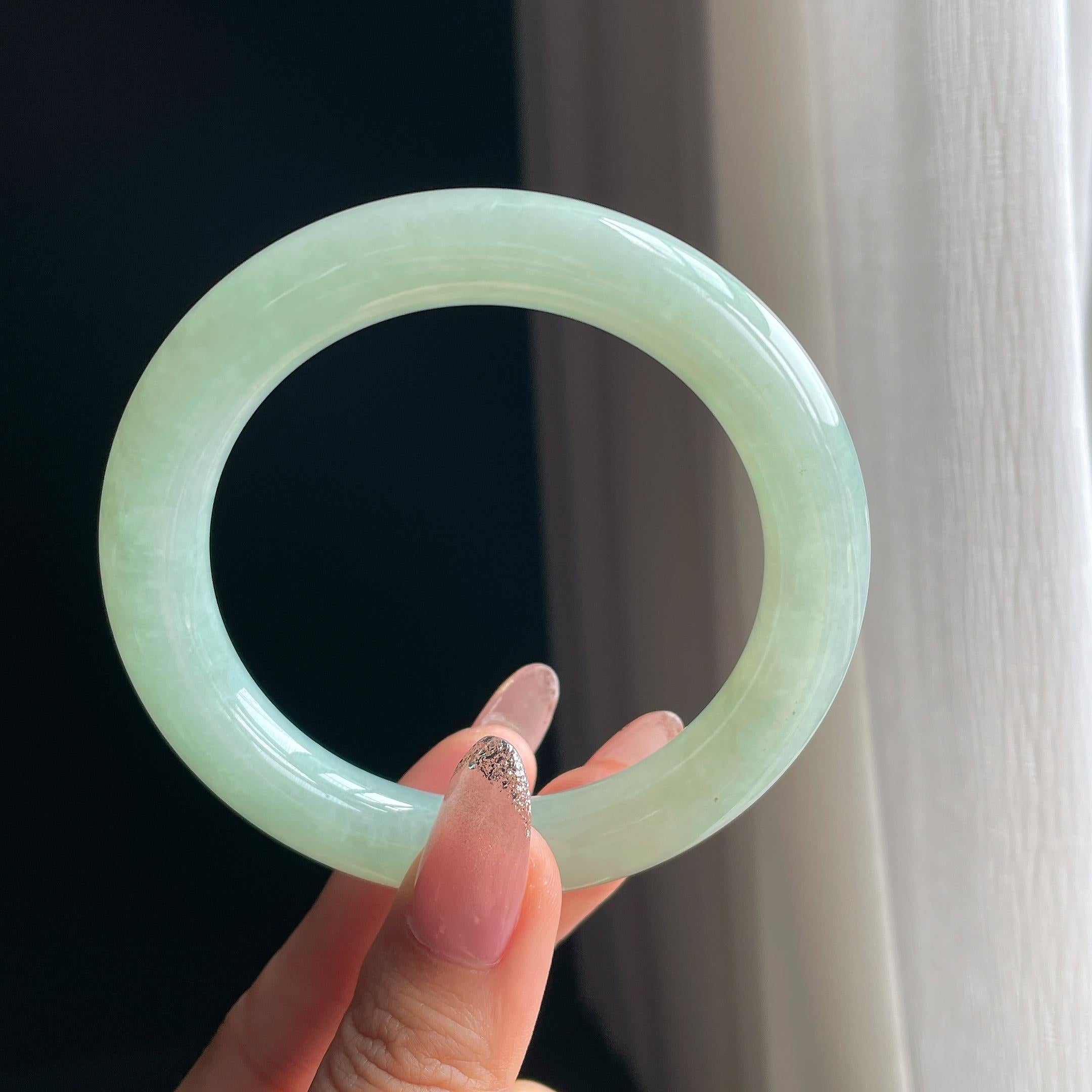 冰种晴底翡翠圆条手镯（57.8mm)（yc350481）