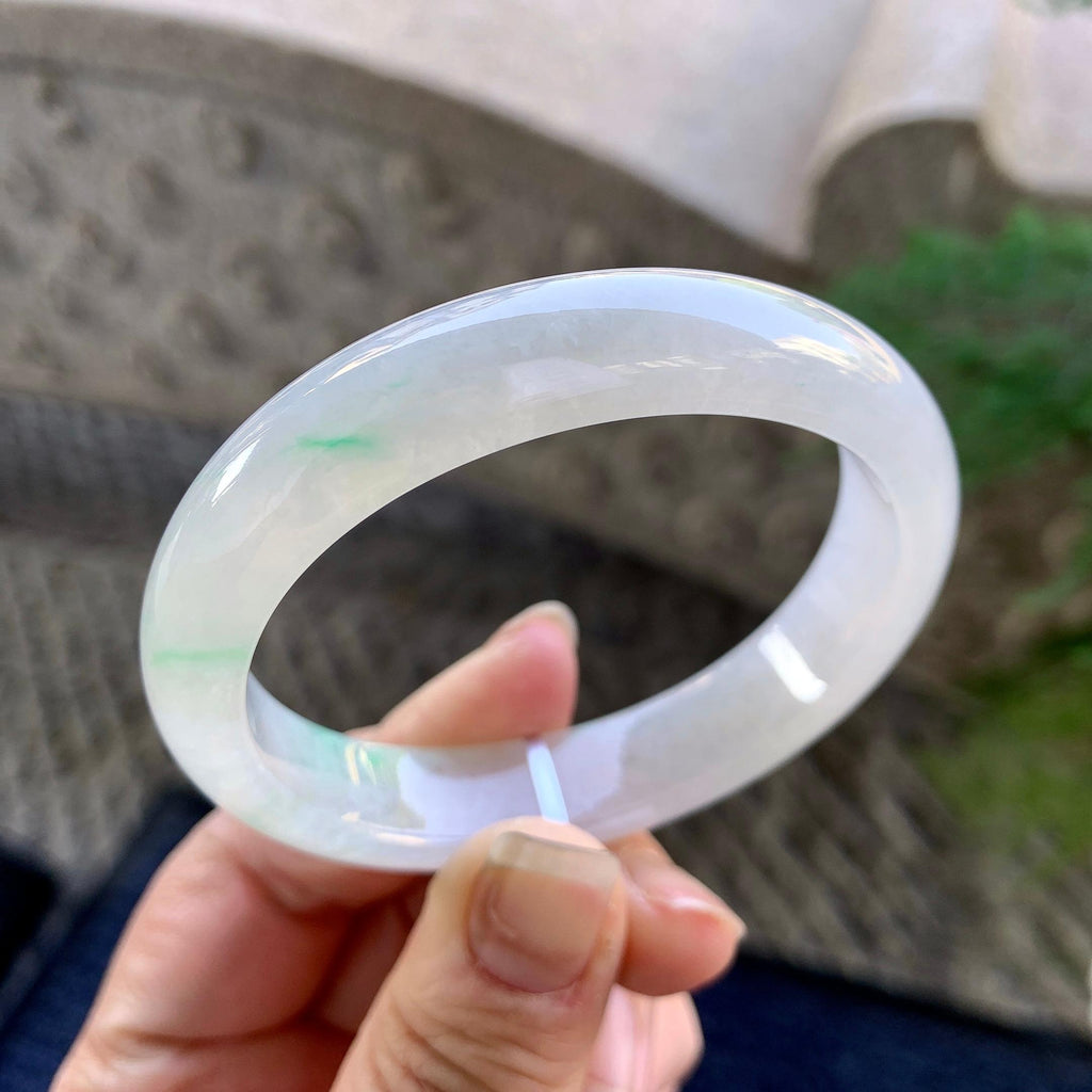 糯冰种白底飘花贵妃手镯（55mm）（yc305699）