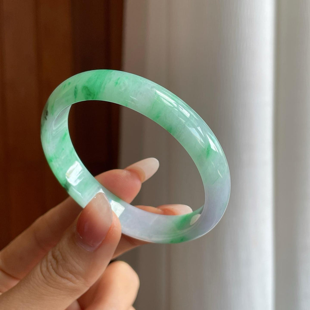 糯冰带色贵妃翡翠手镯（53.5mm）（yc312845）