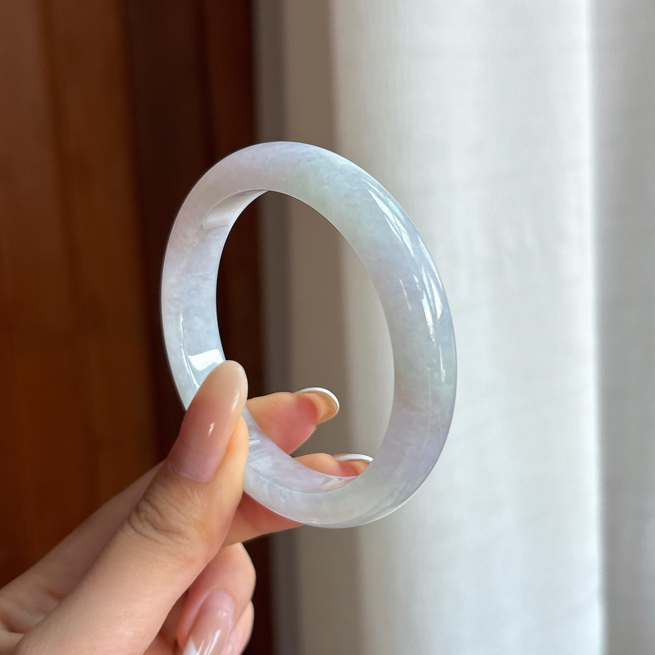 糯冰淡春底翡翠平安镯（54.4mm)（yc423164）
