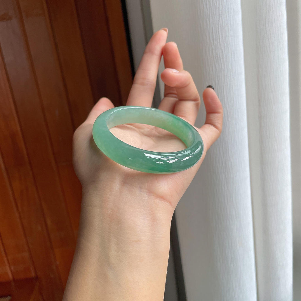 冰种湖水绿翡翠平安镯（54mm）（yc286524）