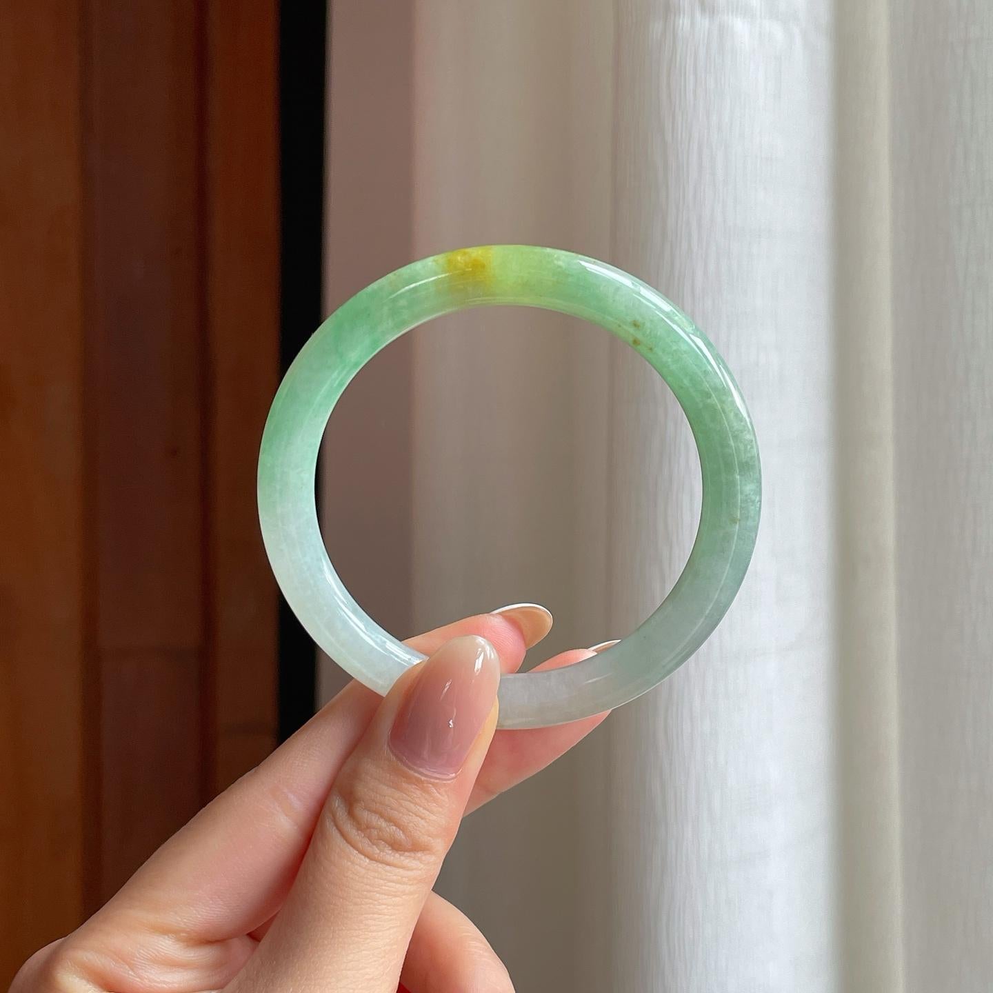 糯冰黄加绿翡翠圆条手镯（53.8mm)（yc381228）