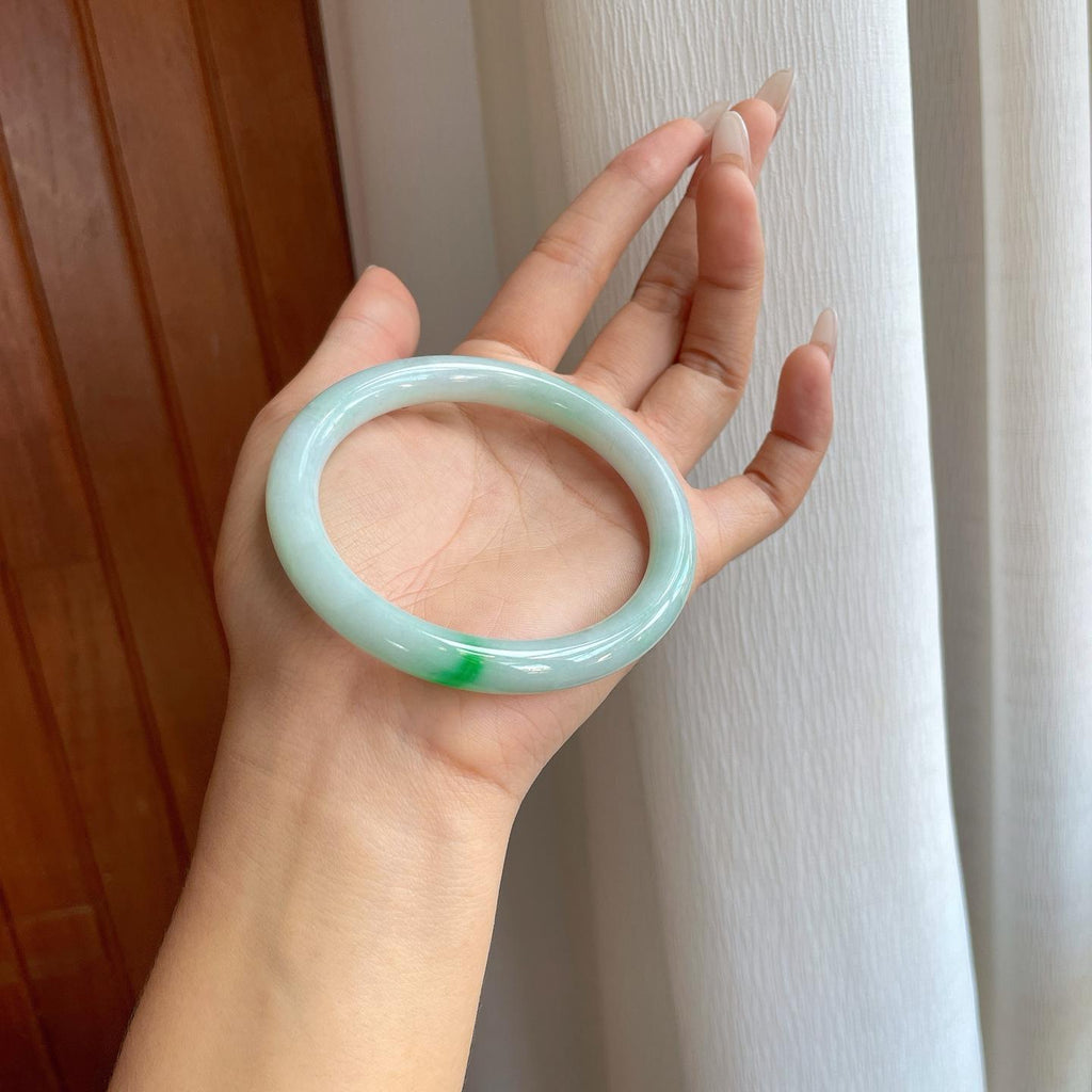 糯种带色圆条翡翠手镯（61mm）（yc268115）