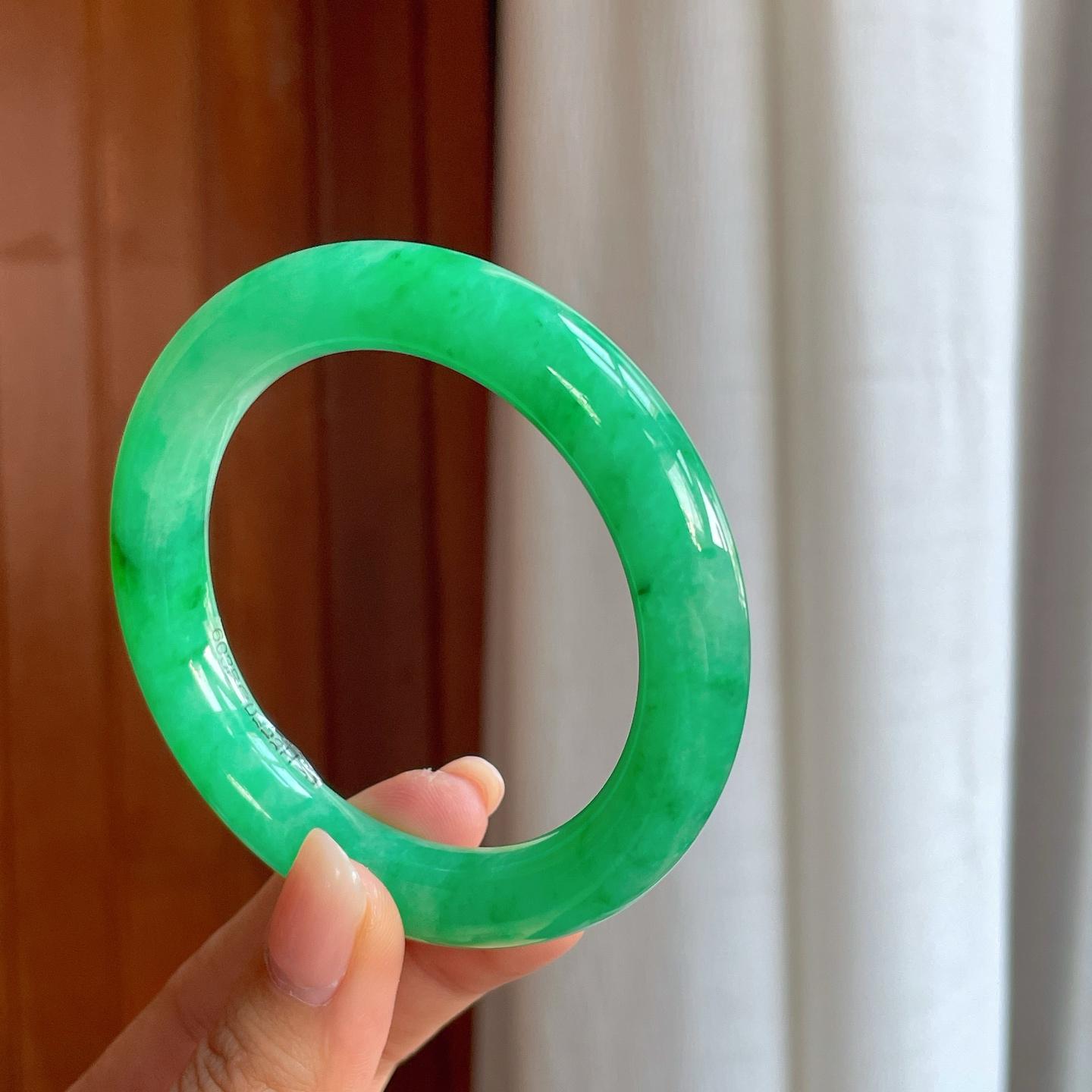 糯冰满绿翡翠圆条手镯（57mm）（yc408403）