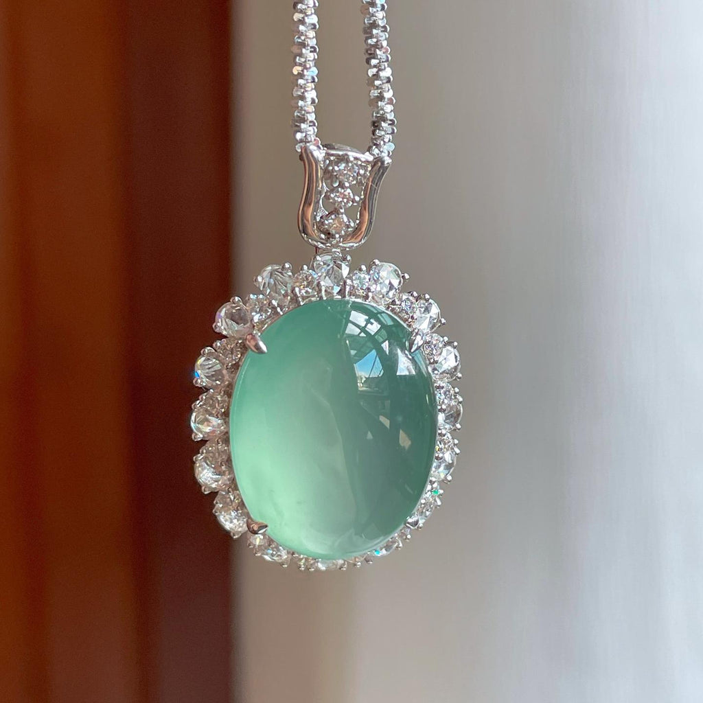 18k金钻镶冰种晴绿底翡翠蛋面（yc310741）