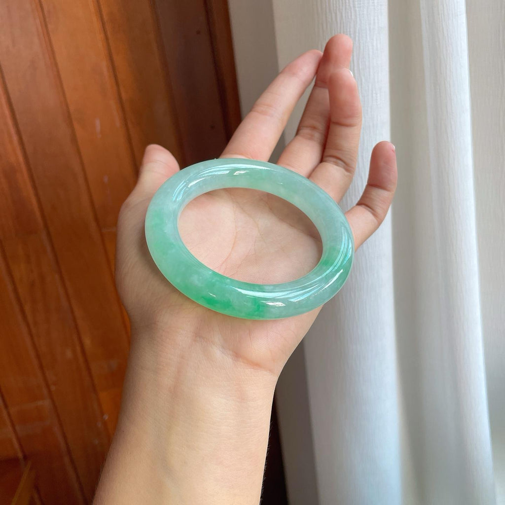 糯冰带色翡翠圆条手镯（54.8mm）（yc247172）