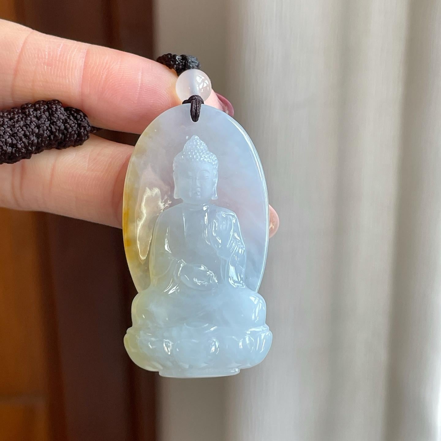 糯冰带黄翡翡翠阿弥陀佛（yc301442）