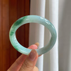 糯冰飘花翡翠平安镯(57.6mm)（yc424552）