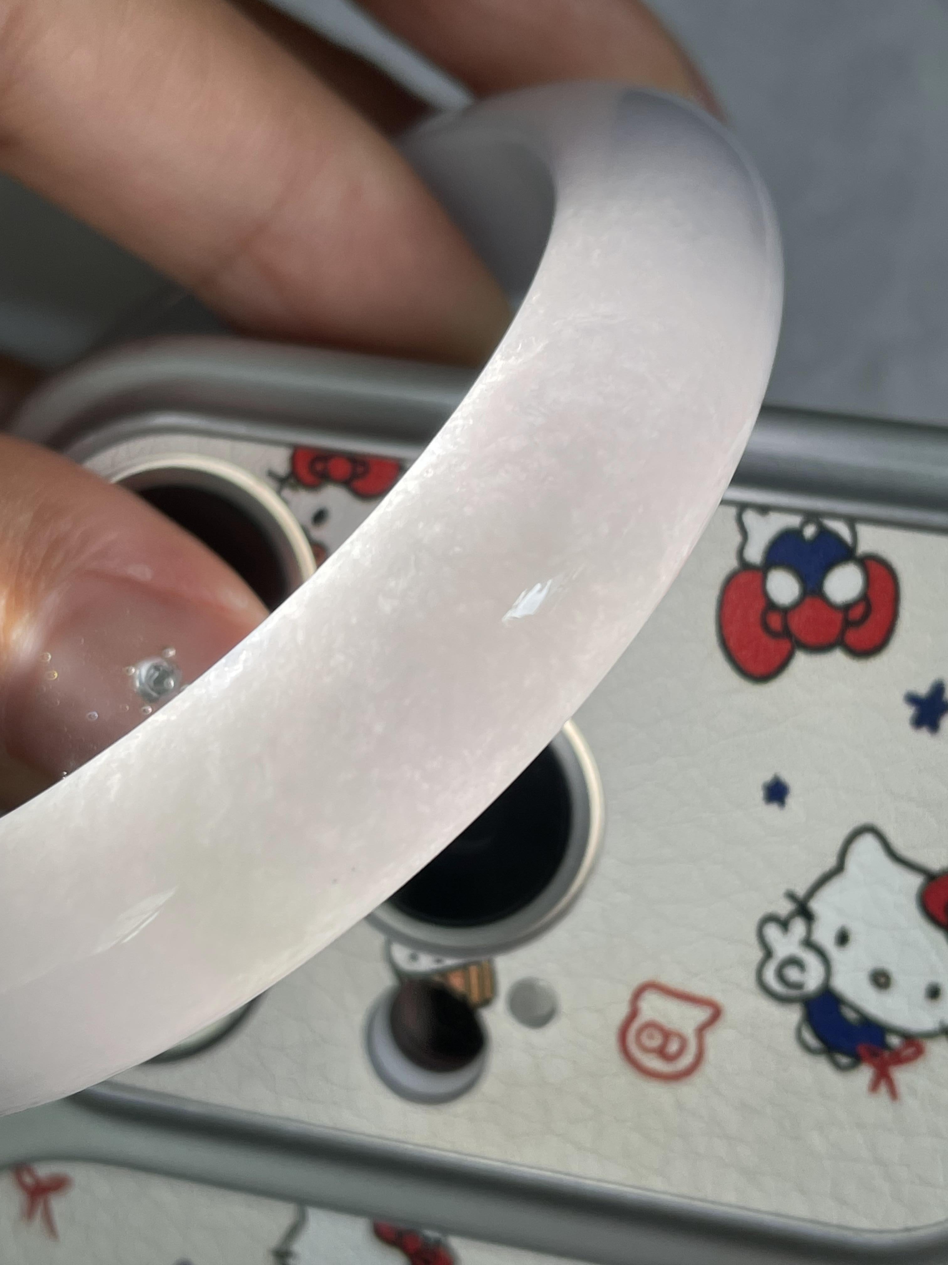 细糯种带底色正圈平安镯56.7圈       天然缅甸A货翡翠（yc433749）