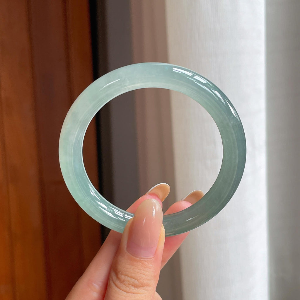 冰种湖水绿翡翠圆条手镯（52.3mm)（yc414701）